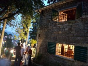 IMG-b19de6c25f2b6868e088279357c90c2e-V